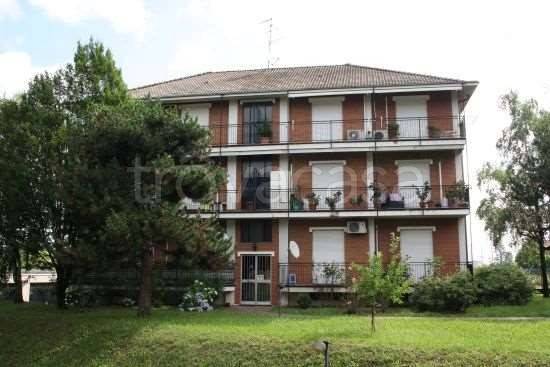 appartamento in vendita a Capriate San Gervasio