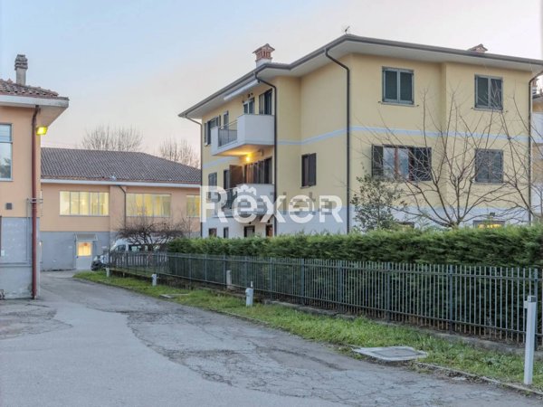 appartamento in vendita a Capriate San Gervasio