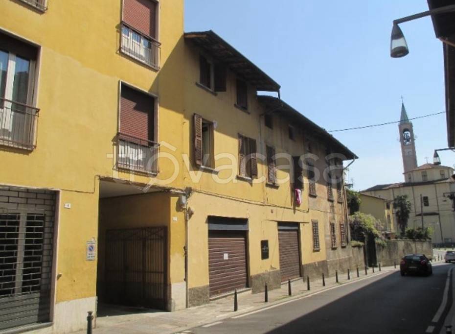 appartamento in vendita a Capriate San Gervasio