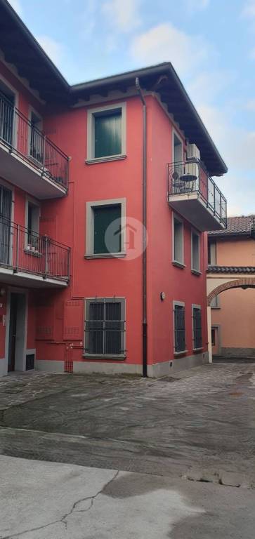 appartamento in vendita a Capriate San Gervasio