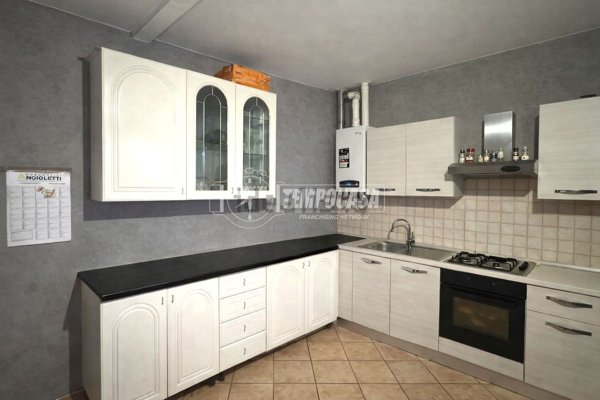 appartamento in vendita a Capriate San Gervasio