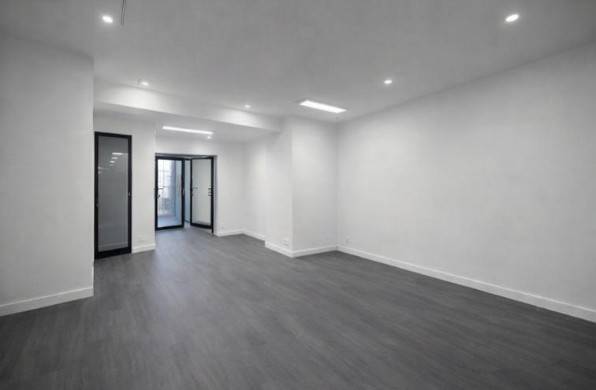 negozio in vendita a Capriate San Gervasio