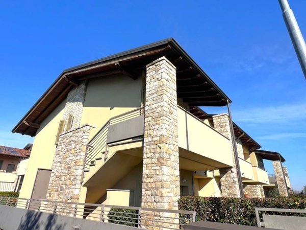 appartamento in vendita a Capriate San Gervasio in zona Capriate