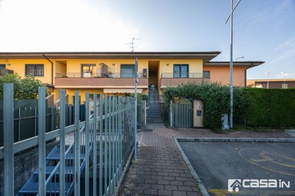 appartamento in vendita a Capriate San Gervasio