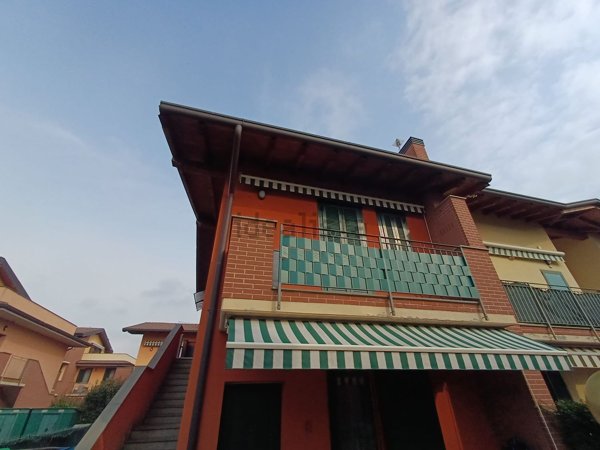 appartamento in vendita a Capriate San Gervasio