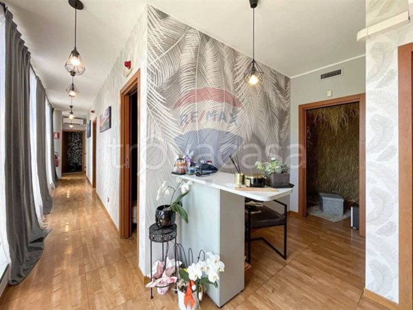 negozio in vendita a Capriate San Gervasio