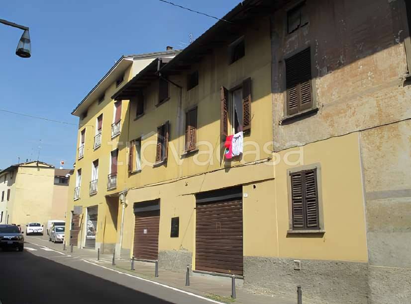 appartamento in vendita a Capriate San Gervasio