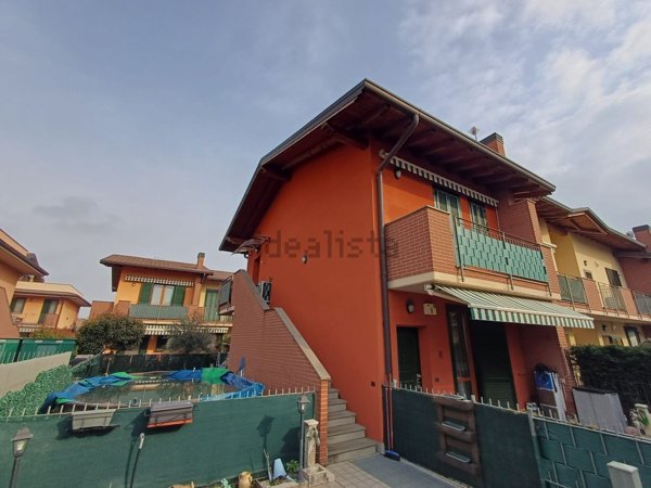 appartamento in vendita a Capriate San Gervasio