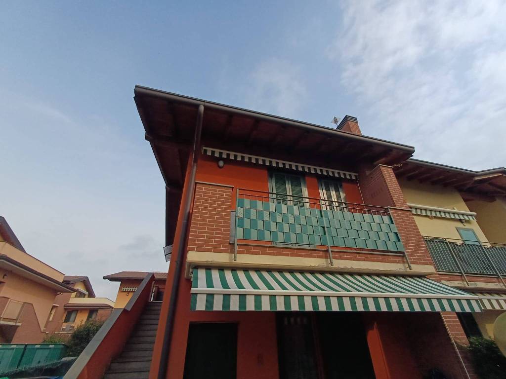 appartamento in vendita a Capriate San Gervasio