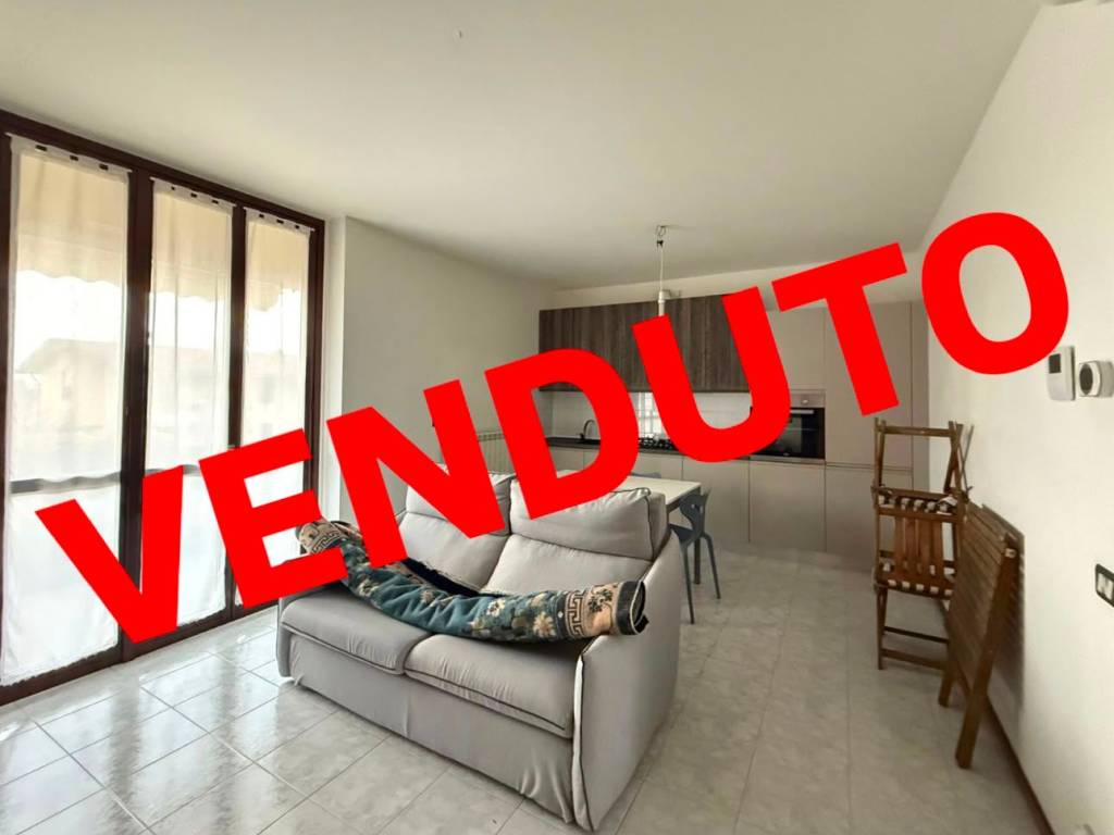 appartamento in vendita a Capriate San Gervasio in zona Capriate
