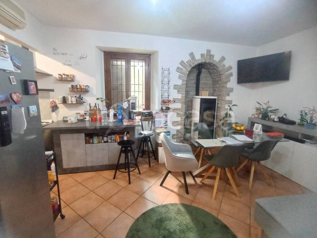 appartamento in vendita a Capriate San Gervasio