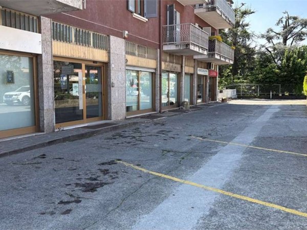 ufficio in vendita a Capriate San Gervasio