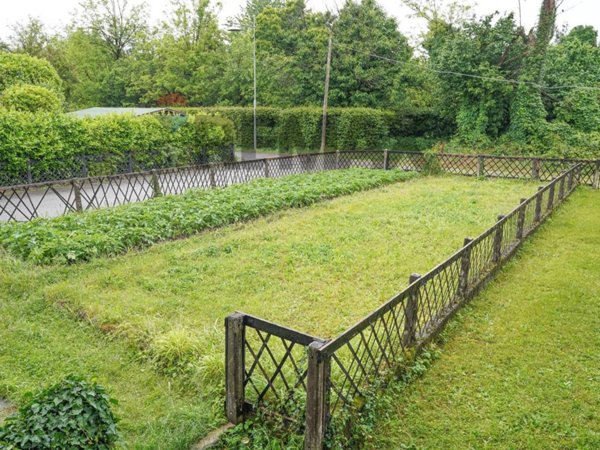 appartamento in vendita a Capriate San Gervasio