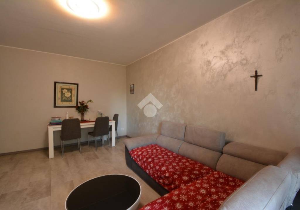 appartamento in vendita a Capriate San Gervasio