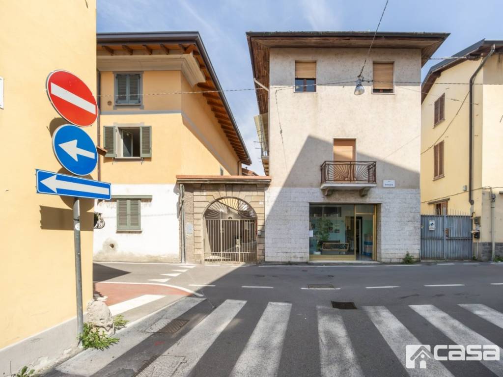 appartamento in vendita a Capriate San Gervasio in zona Capriate