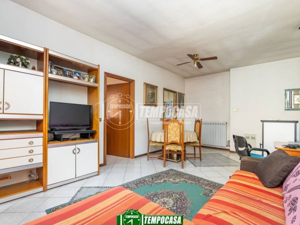 appartamento in vendita a Capriate San Gervasio in zona Capriate