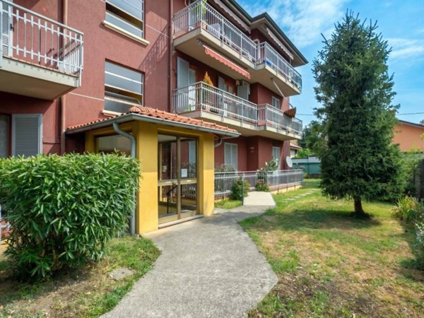 appartamento in vendita a Capriate San Gervasio in zona Capriate