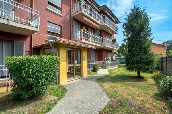 appartamento in vendita a Capriate San Gervasio in zona Capriate