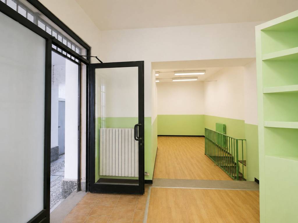 ufficio in vendita a Capriate San Gervasio in zona Capriate