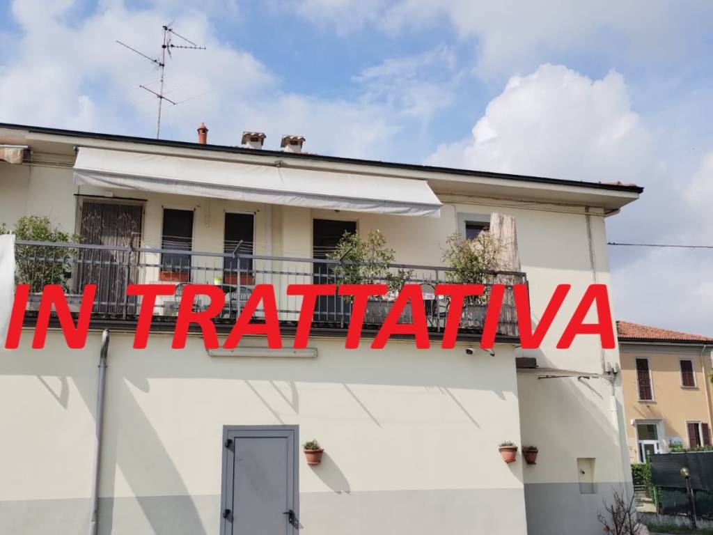 appartamento in vendita a Capriate San Gervasio in zona Capriate