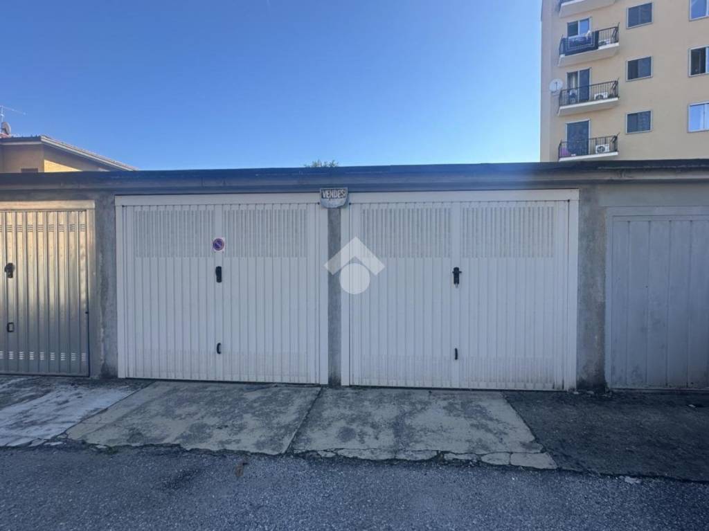 box auto in vendita a Capriate San Gervasio in zona Capriate