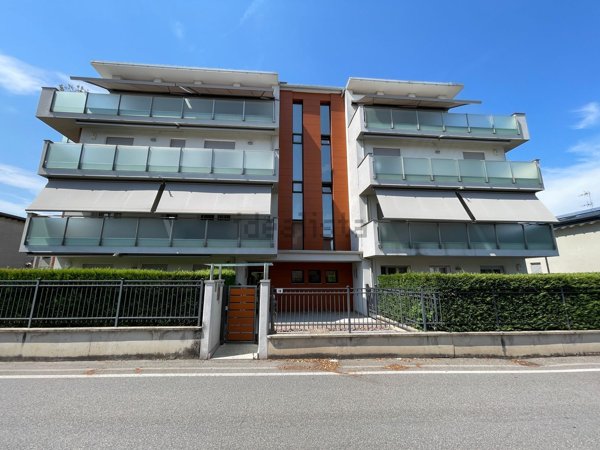 appartamento in vendita a Capriate San Gervasio in zona Capriate