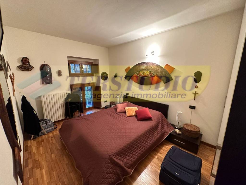 appartamento in vendita a Caprino Bergamasco