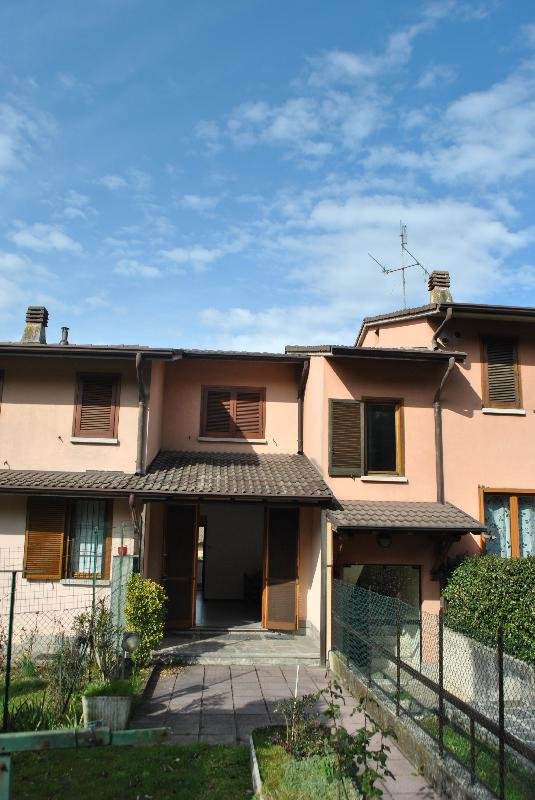 casa indipendente in vendita a Caprino Bergamasco