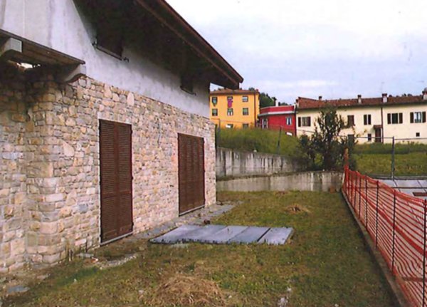 appartamento in vendita a Caprino Bergamasco