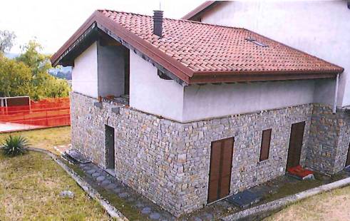 appartamento in vendita a Caprino Bergamasco