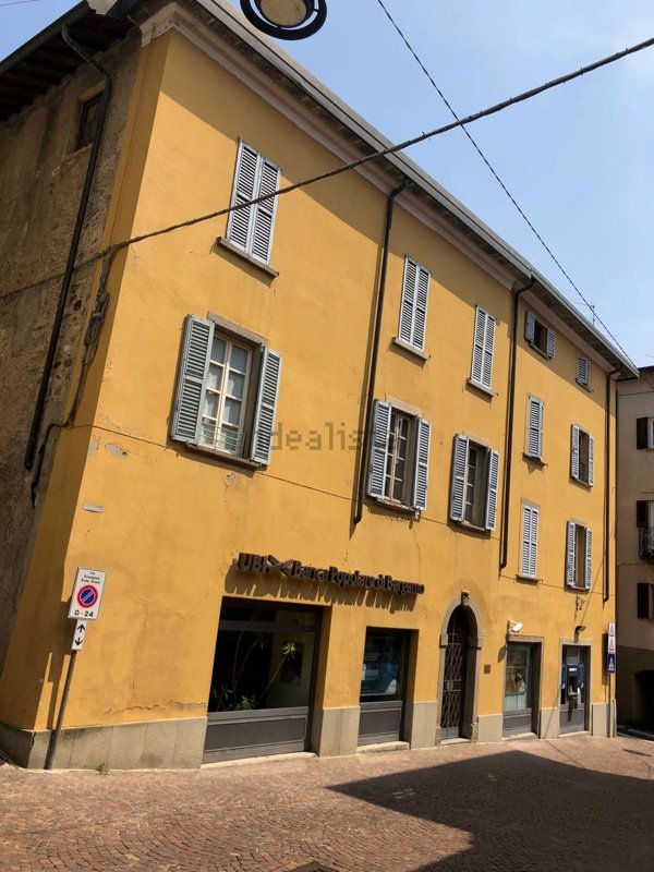 appartamento in vendita a Caprino Bergamasco