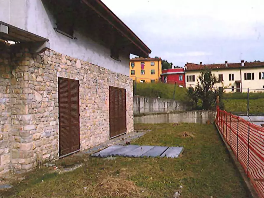 appartamento in vendita a Caprino Bergamasco