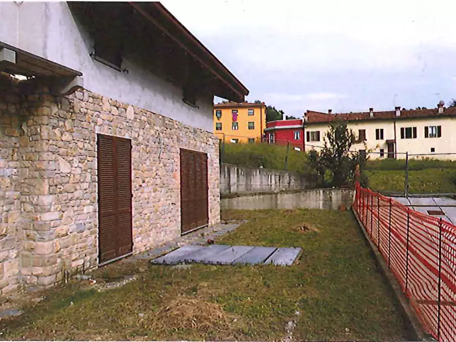 appartamento in vendita a Caprino Bergamasco