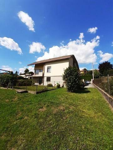 casa indipendente in vendita a Caprino Bergamasco
