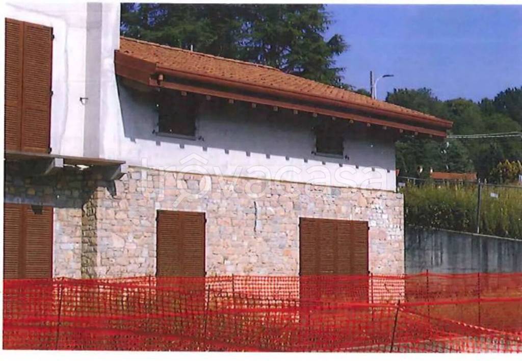 appartamento in vendita a Caprino Bergamasco