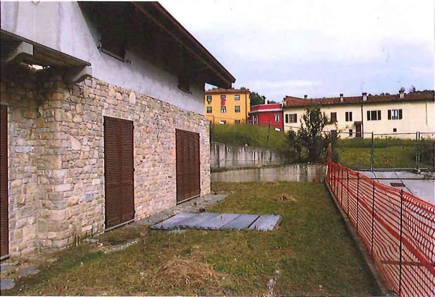 appartamento in vendita a Caprino Bergamasco