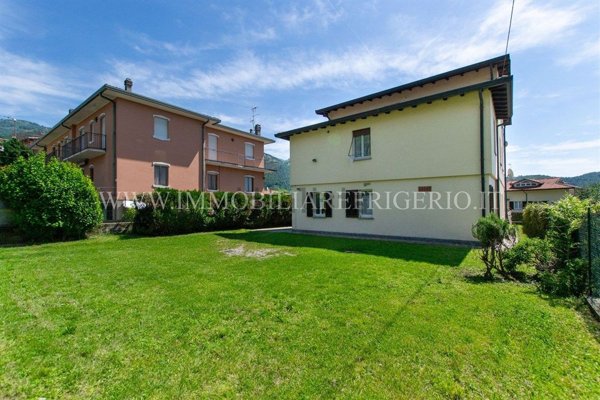 appartamento in vendita a Caprino Bergamasco