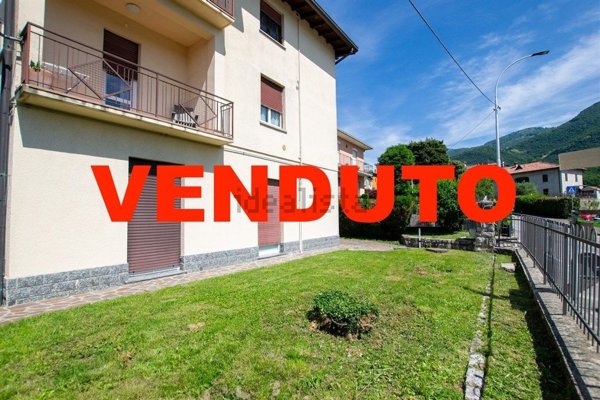 appartamento in vendita a Caprino Bergamasco