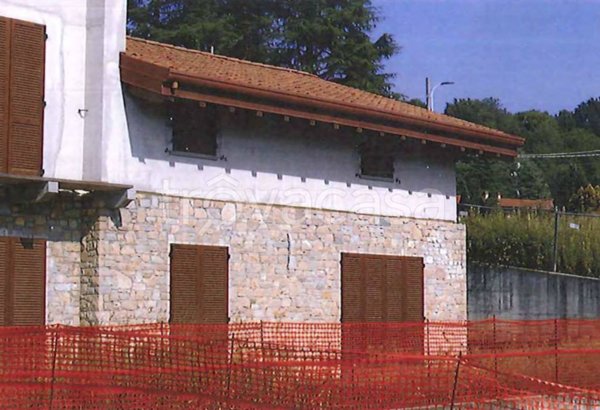 appartamento in vendita a Caprino Bergamasco