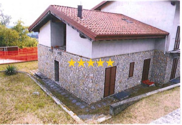 appartamento in vendita a Caprino Bergamasco