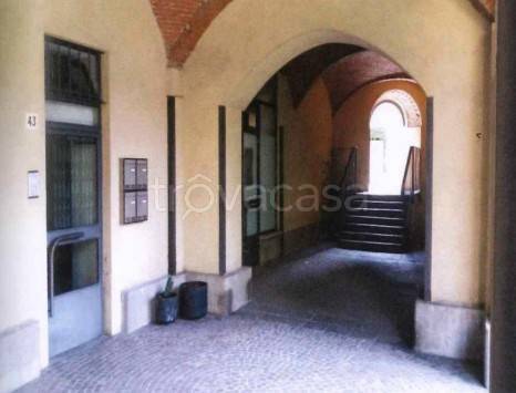 negozio in vendita a Caprino Bergamasco