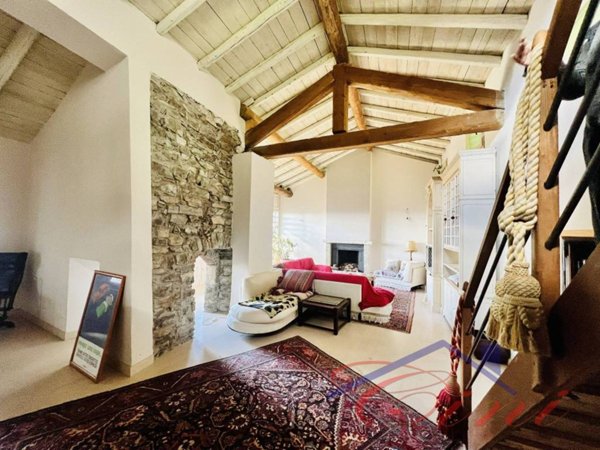 casa indipendente in vendita a Caprino Bergamasco