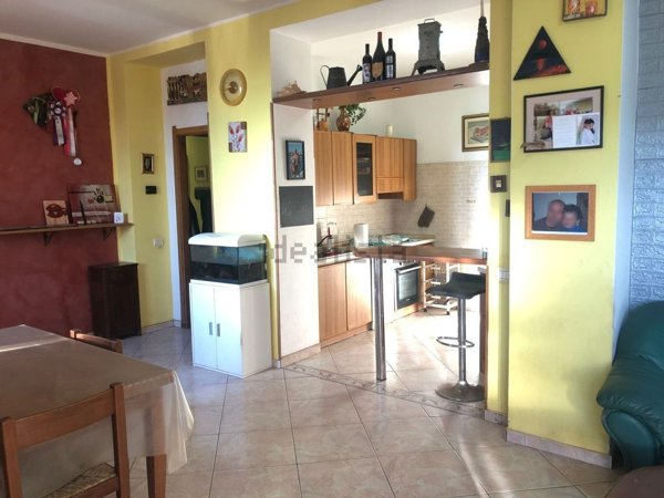 appartamento in vendita a Caprino Bergamasco