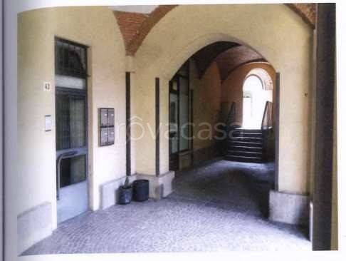 negozio in vendita a Caprino Bergamasco