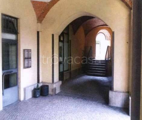negozio in vendita a Caprino Bergamasco