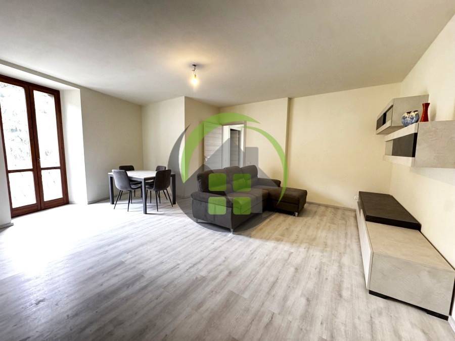 appartamento in vendita a Caprino Bergamasco