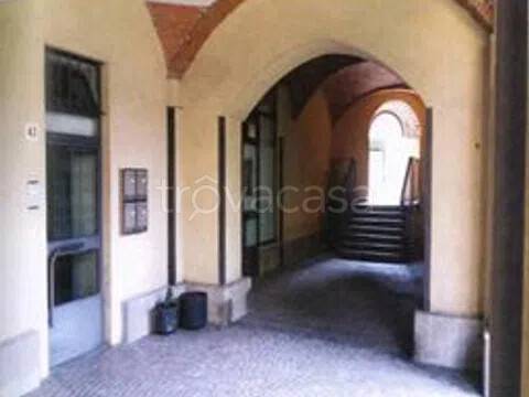 negozio in vendita a Caprino Bergamasco