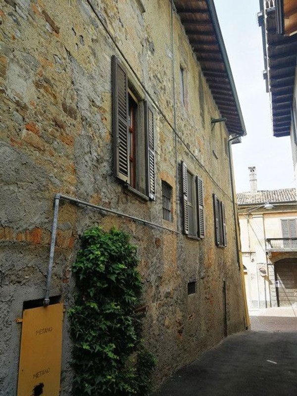 appartamento in vendita a Caprino Bergamasco in zona Ombria