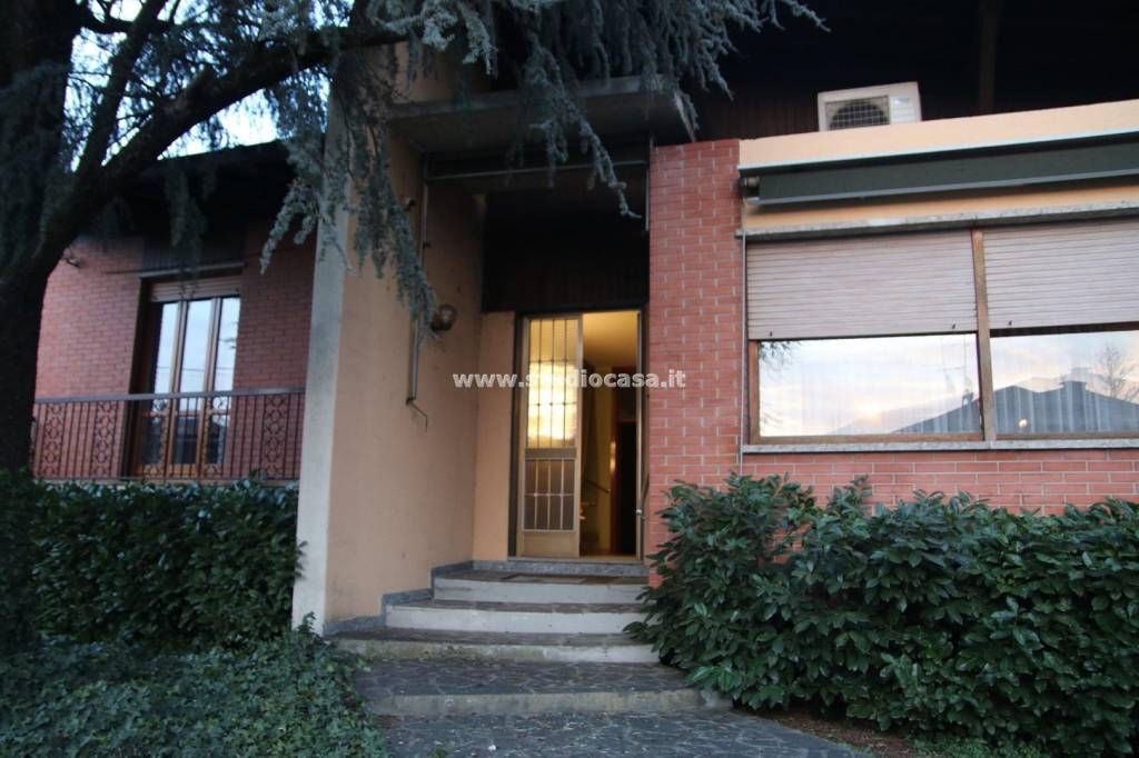 casa indipendente in vendita a Caravaggio