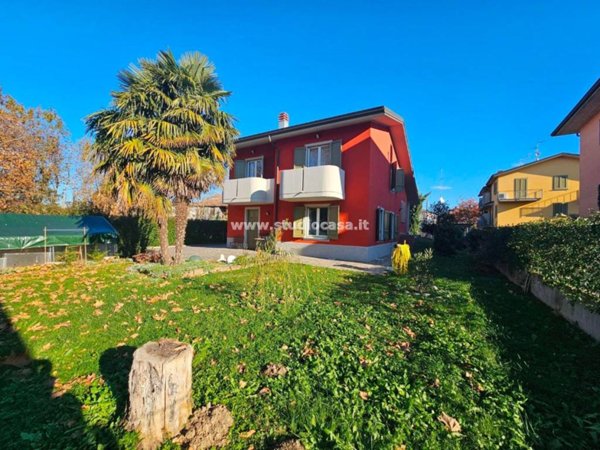 casa indipendente in vendita a Caravaggio